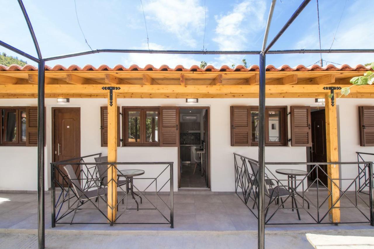 Strawberry Skiathos Agia Paraskevi  Exterior photo