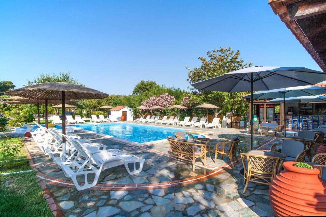 Strawberry Skiathos Agia Paraskevi  Exterior photo