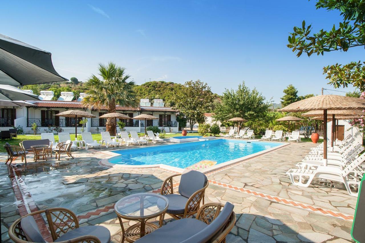 Strawberry Skiathos Agia Paraskevi  Exterior photo