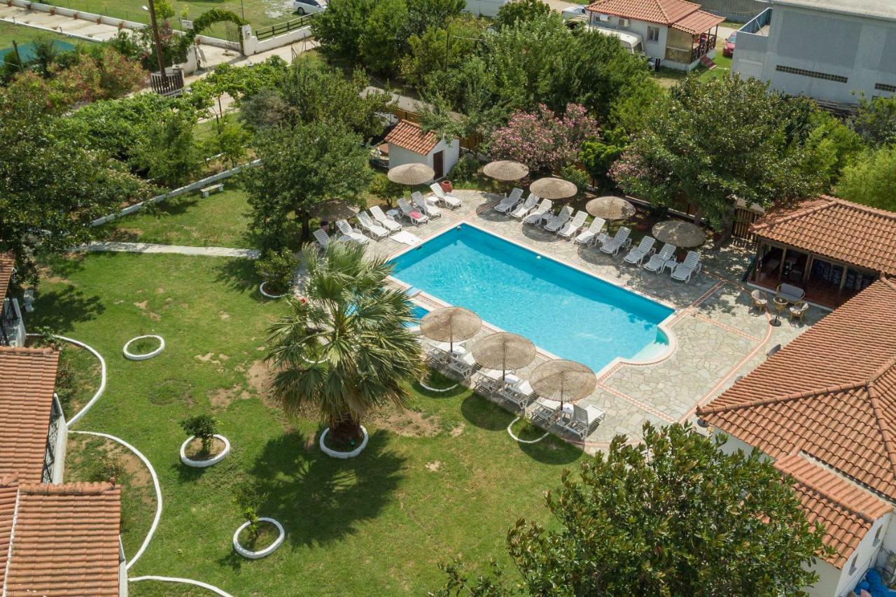 Strawberry Skiathos Agia Paraskevi  Exterior photo