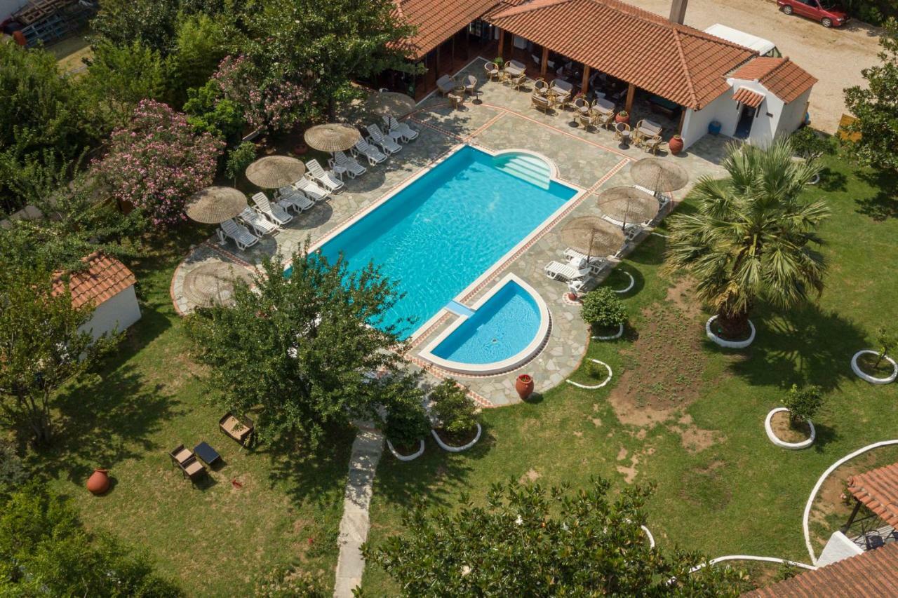 Strawberry Skiathos Agia Paraskevi  Exterior photo