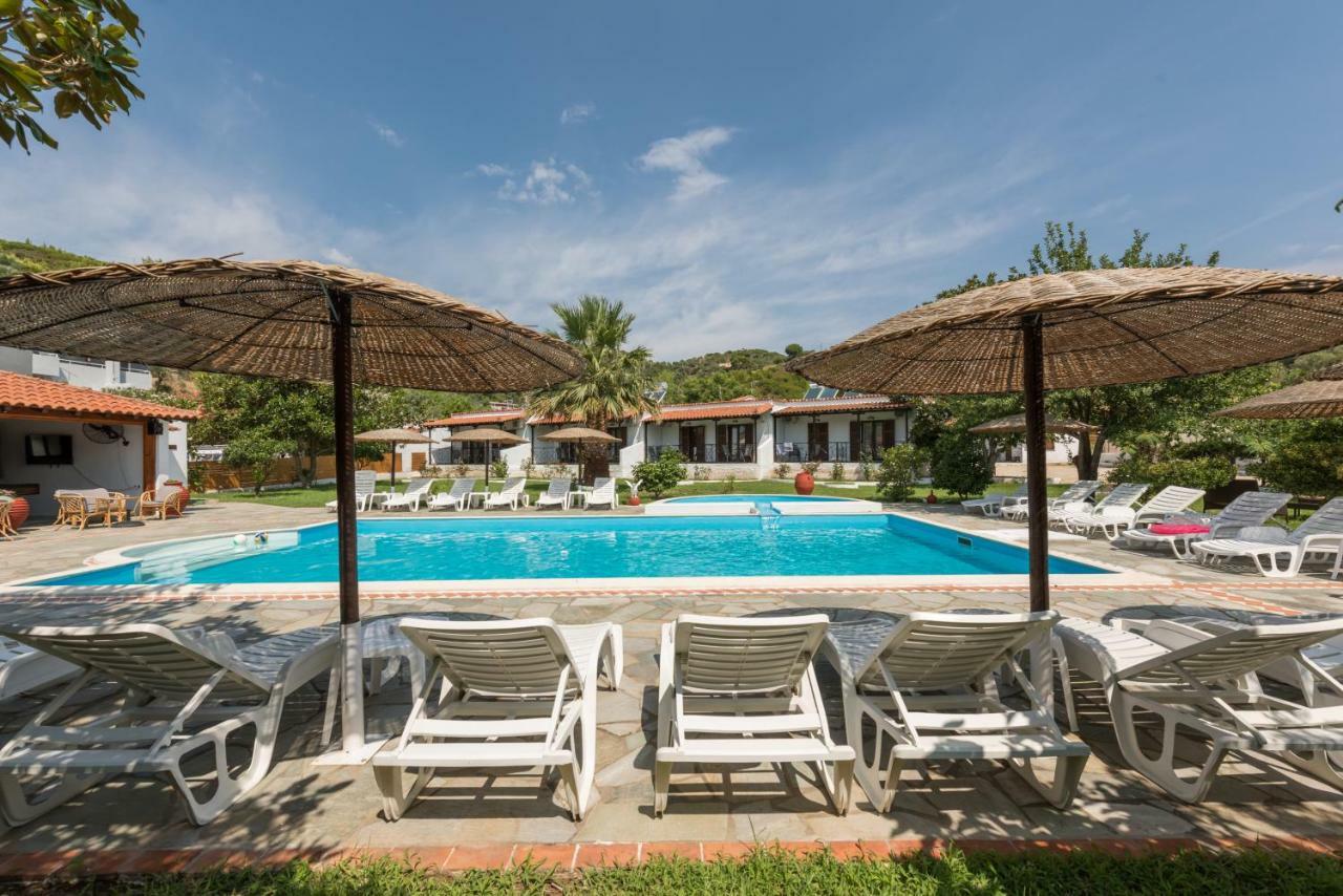 Strawberry Skiathos Agia Paraskevi  Exterior photo