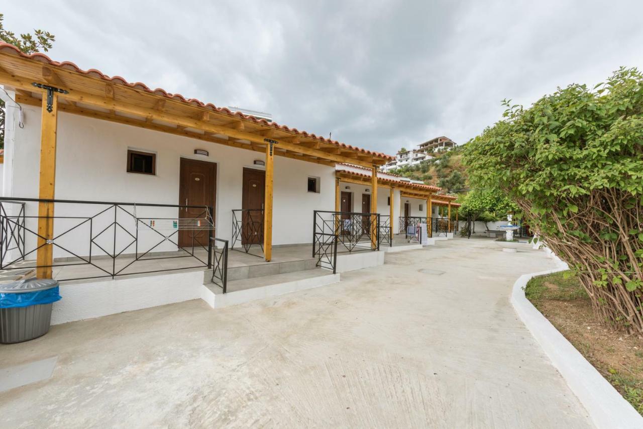 Strawberry Skiathos Agia Paraskevi  Exterior photo